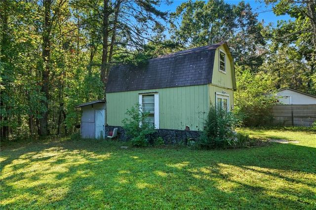 2450 Jones Mountain Road, Talking Rock, GA 30175