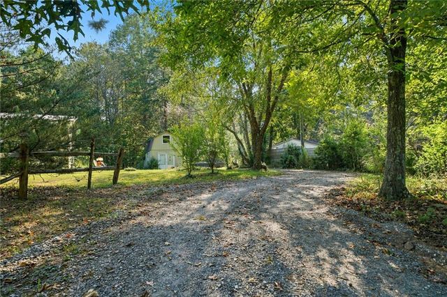 2450 Jones Mountain Road, Talking Rock, GA 30175