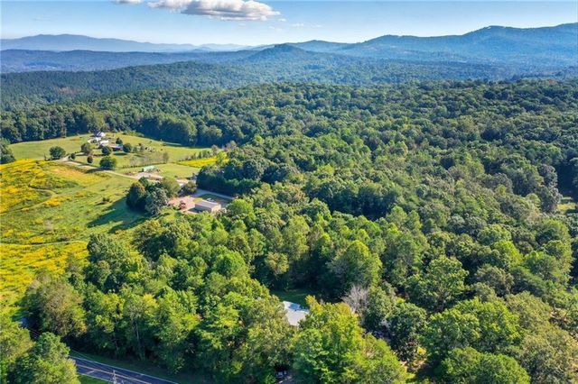 2450 Jones Mountain Road, Talking Rock, GA 30175