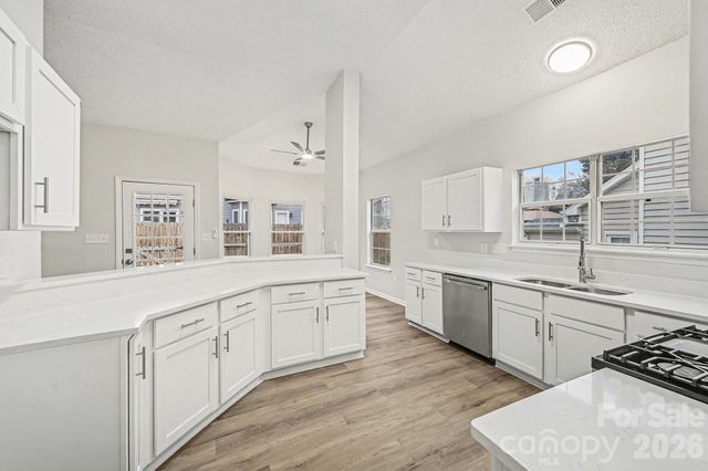 150 Ashford Hollow Lane, Mooresville, NC 28117