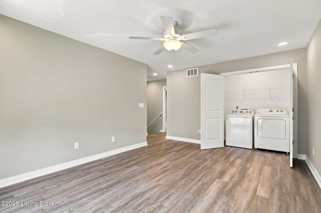 405 Railway Dr, Lyndon, KY 40222