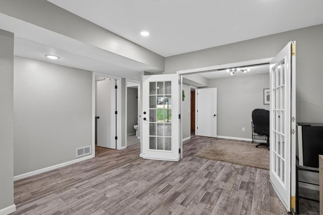 14332 Glenda Drive, Apple Valley, MN 55124