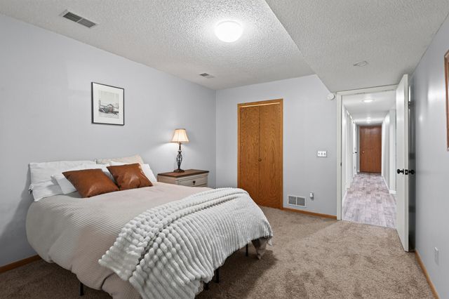 14332 Glenda Drive, Apple Valley, MN 55124