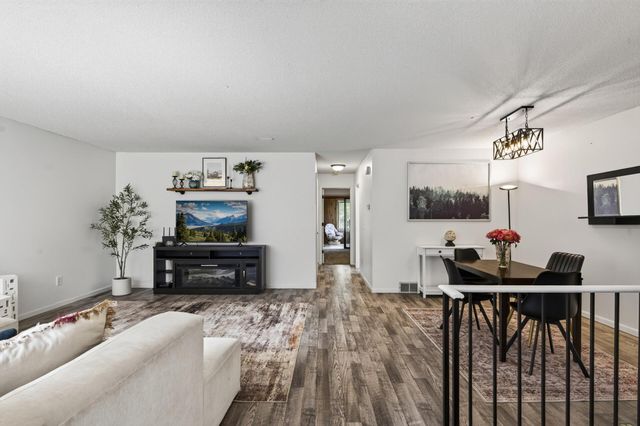 14332 Glenda Drive, Apple Valley, MN 55124