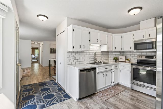 14332 Glenda Drive, Apple Valley, MN 55124