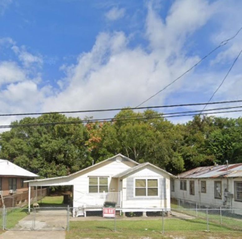 7445 Main St, Houma, LA 70360