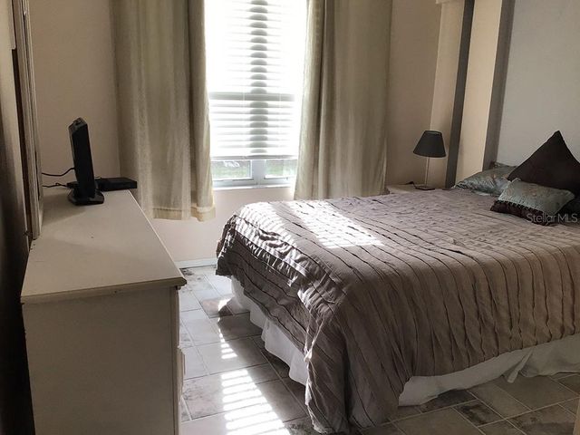 6222 BUCKINGHAM STREET, Sarasota, FL 34238