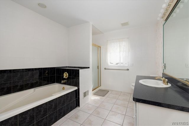 4497 Abbott Road 4495, Orchard Park, NY 14127