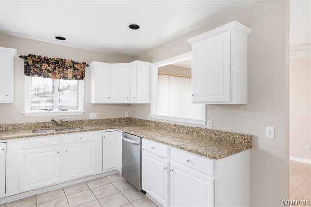 4497 Abbott Road 4495, Orchard Park, NY 14127