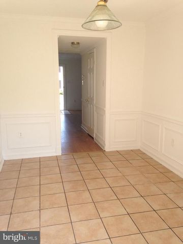 16565 SHERWOOD PL, Woodbridge, VA 22191