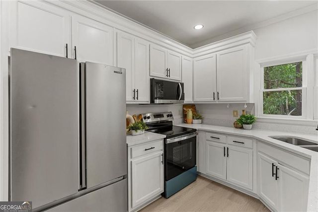 2836 Springrock Way, Lawrenceville, GA 30043