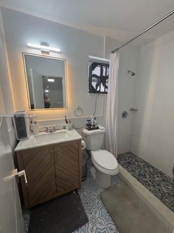 2276 SW 2nd St 2276, Miami, FL 33135