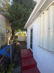 2276 SW 2nd St 2276, Miami, FL 33135