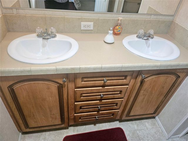 3319 OVERCUP OAK TERRACE, Sarasota, FL 34237