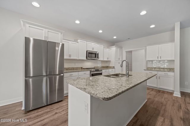 584 White Shoal Way, Sneads Ferry, NC 28460