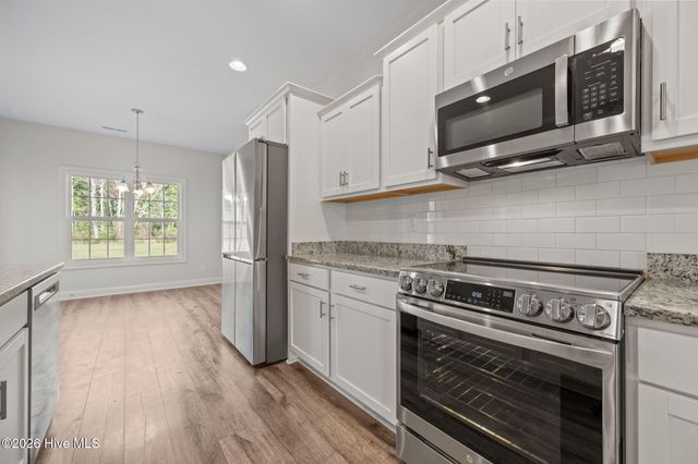 584 White Shoal Way, Sneads Ferry, NC 28460