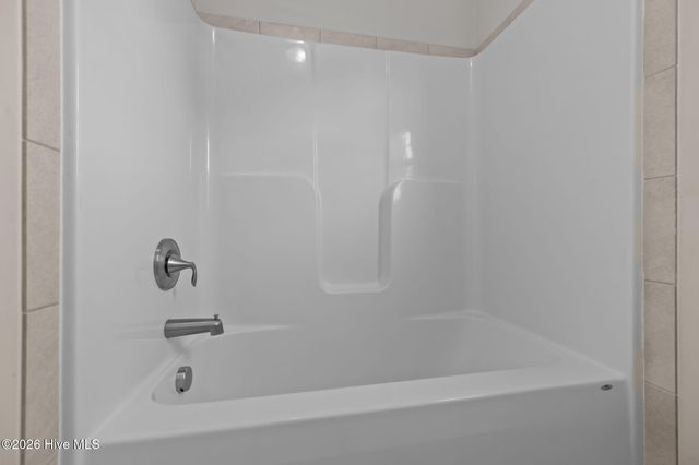 584 White Shoal Way, Sneads Ferry, NC 28460