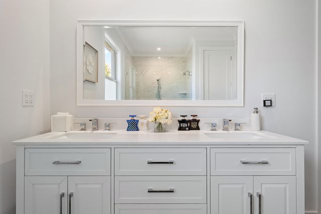 8508 SE Woodwind Street, Hobe Sound, FL 33455