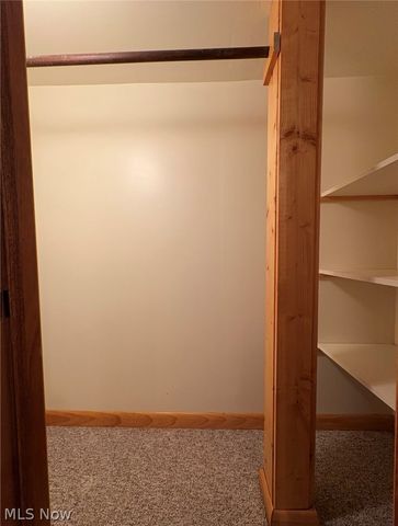 2281 Weymouth Road, Hinckley, OH 44233