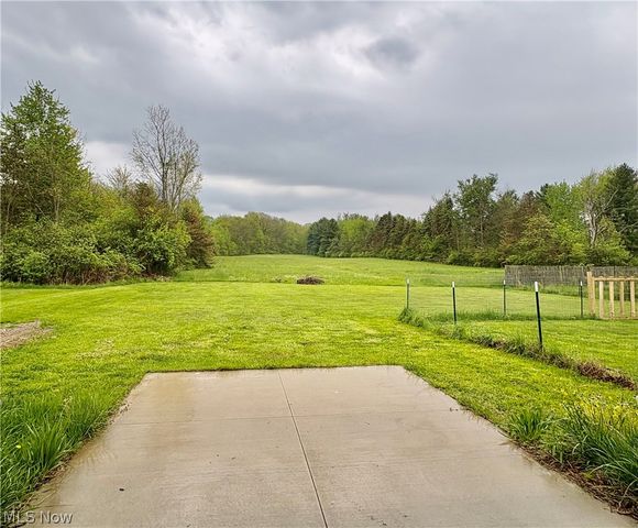 2281 Weymouth Road, Hinckley, OH 44233