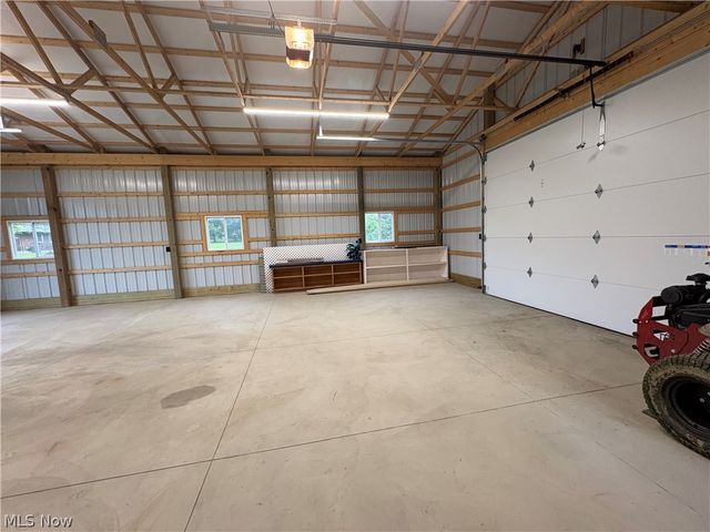 2281 Weymouth Road, Hinckley, OH 44233