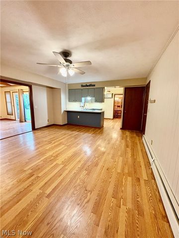 2281 Weymouth Road, Hinckley, OH 44233