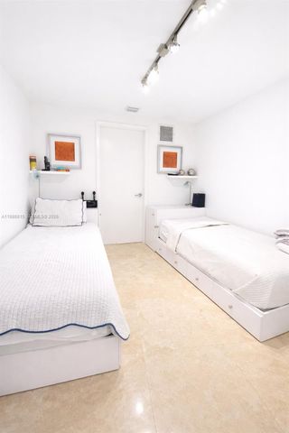 18201 Collins Ave 705, Sunny Isles Beach, FL 33160