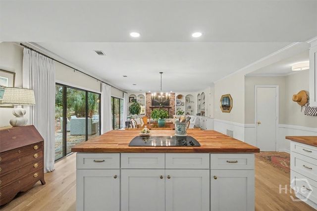 5 Clifton Lane, Savannah, GA 31411