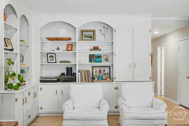 5 Clifton Lane, Savannah, GA 31411