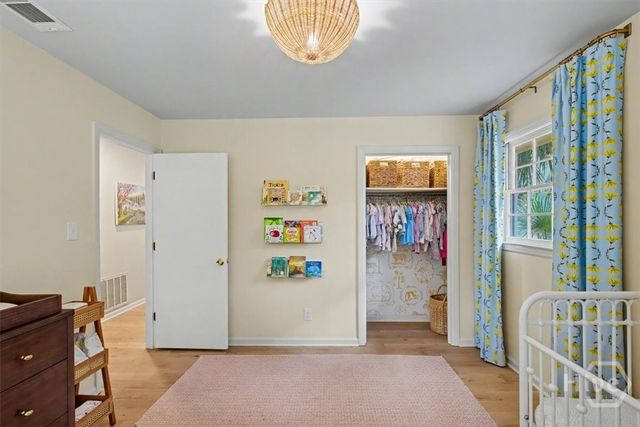 5 Clifton Lane, Savannah, GA 31411