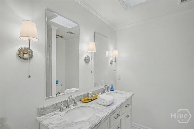 5 Clifton Lane, Savannah, GA 31411