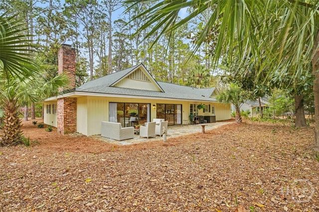 5 Clifton Lane, Savannah, GA 31411