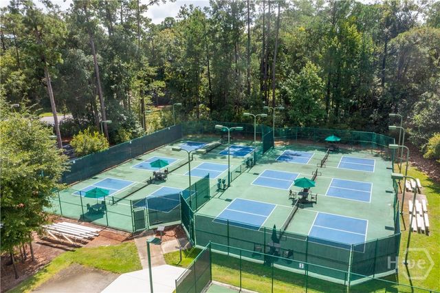 5 Clifton Lane, Savannah, GA 31411