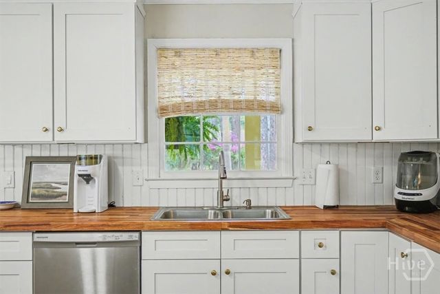 5 Clifton Lane, Savannah, GA 31411