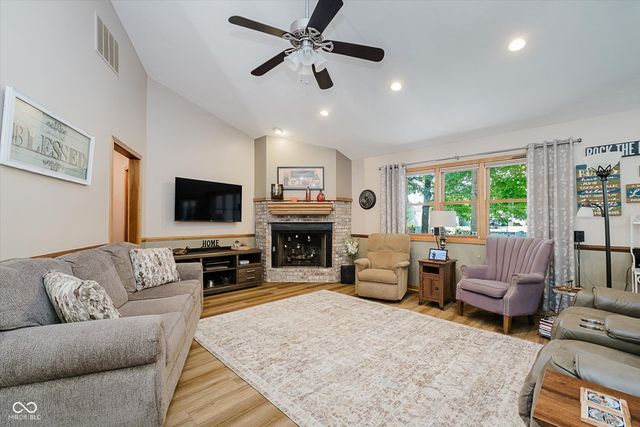 2628 Inlet Drive, Cicero, IN 46034