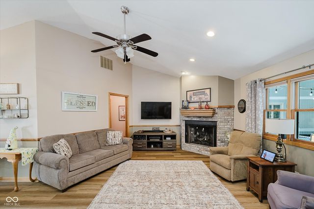 2628 Inlet Drive, Cicero, IN 46034