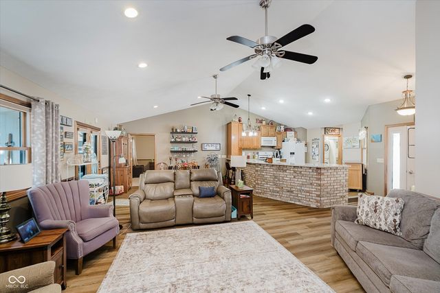2628 Inlet Drive, Cicero, IN 46034