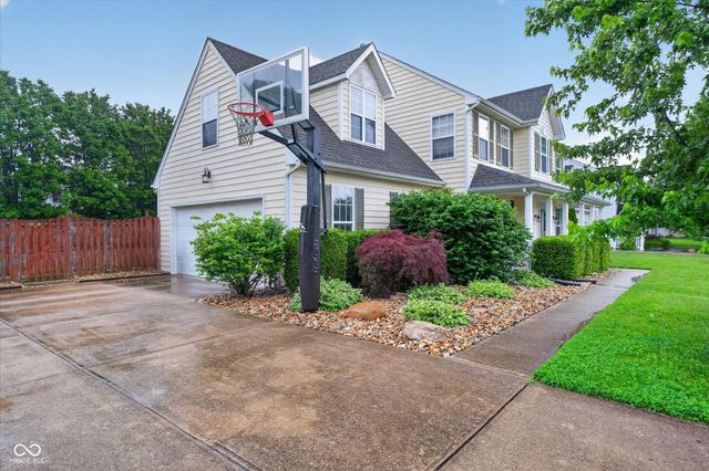 6844 Russet Drive, Plainfield, IN 46168