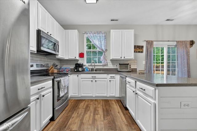 6844 Russet Drive, Plainfield, IN 46168