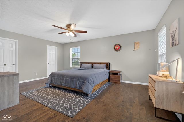 6844 Russet Drive, Plainfield, IN 46168