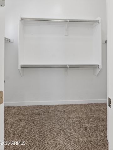 810 E HOPI Trail, Phoenix, AZ 85042