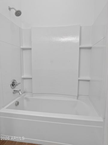 810 E HOPI Trail, Phoenix, AZ 85042