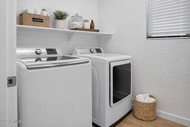 810 E HOPI Trail, Phoenix, AZ 85042