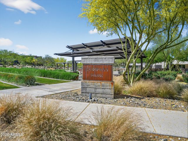 810 E HOPI Trail, Phoenix, AZ 85042