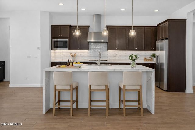 810 E HOPI Trail, Phoenix, AZ 85042