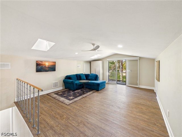 6840 Hendry Creek DR, Fort Myers, FL 33908