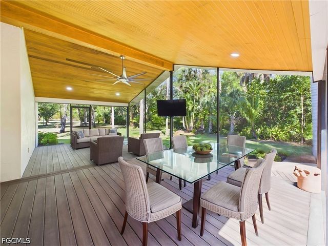 6840 Hendry Creek DR, Fort Myers, FL 33908