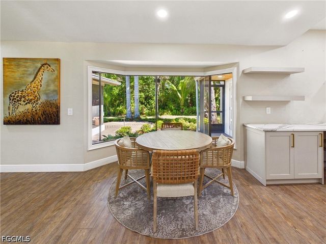 6840 Hendry Creek DR, Fort Myers, FL 33908