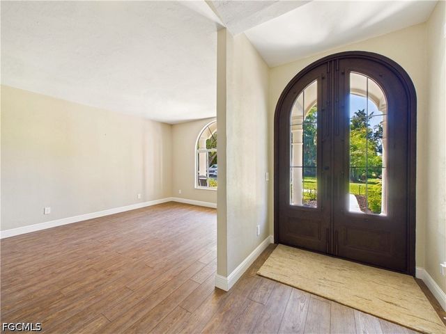 6840 Hendry Creek DR, Fort Myers, FL 33908