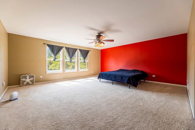 1715 Ivy Lane, Montgomery, IL 60538